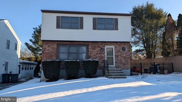 1 W BELAIR RD, Ridley Park, PA 19078