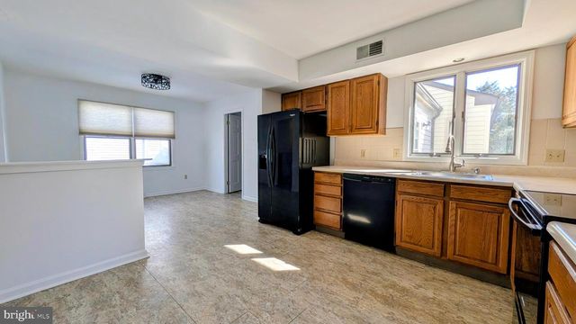 1 W BELAIR RD, Ridley Park, PA 19078