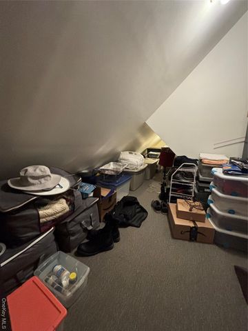 50-37 195 St, Fresh Meadows, NY 11365