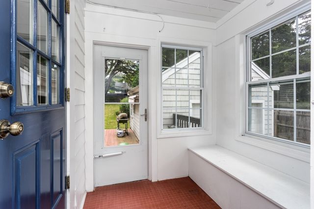92 Hawthorn, Westwood, MA 02090