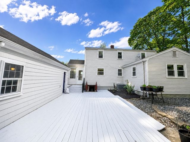 92 Hawthorn, Westwood, MA 02090