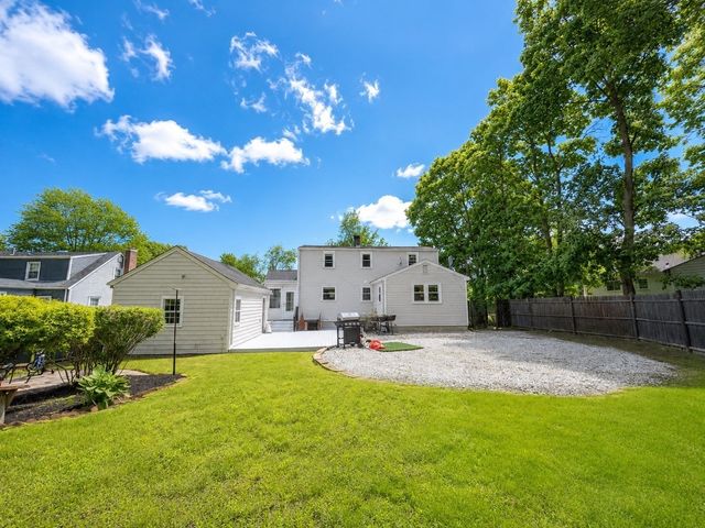 92 Hawthorn, Westwood, MA 02090