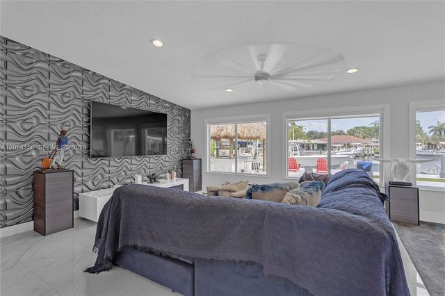 2920 NE 55th Place, Fort Lauderdale, FL 33308