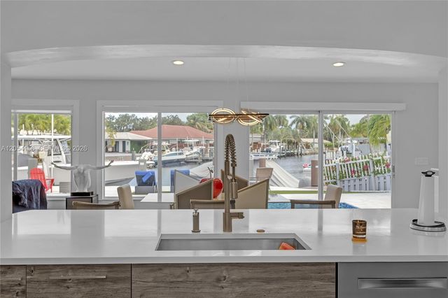 2920 NE 55th Place, Fort Lauderdale, FL 33308