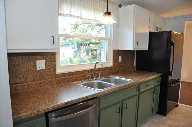 367 Mesquite ST, Bertram, TX 78605