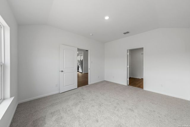 16201 Farmer, Lytle, TX 78052