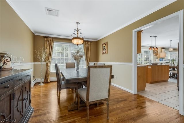 171 Oakland St, Hillsdale Boro, NJ 07642