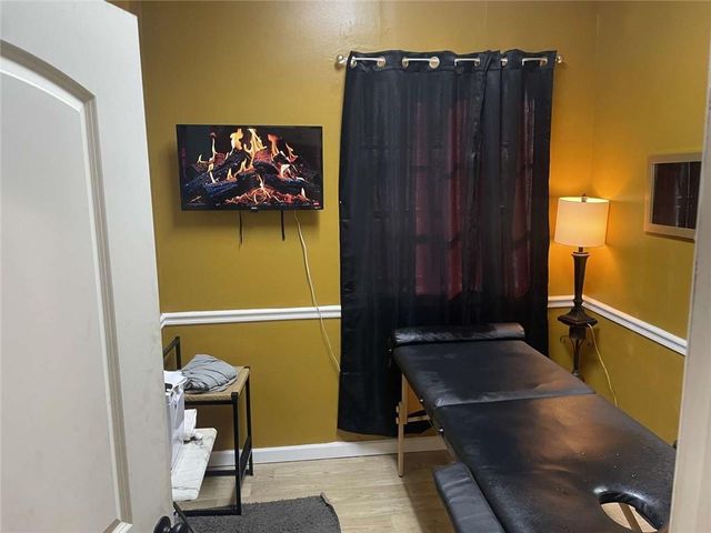 957 M L King Jr NW Drive, Atlanta, GA 30314