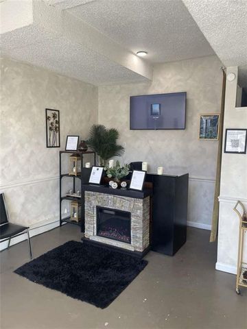 957 M L King Jr NW Drive, Atlanta, GA 30314