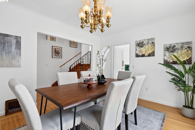 3996 Oakmore Rd, Oakland, CA 94602