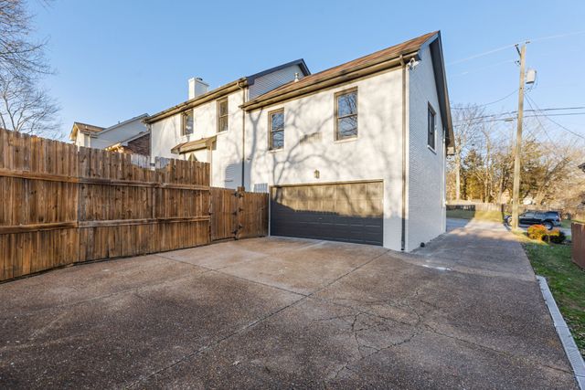 6841 Collinswood Drive, Nashville, TN 37221