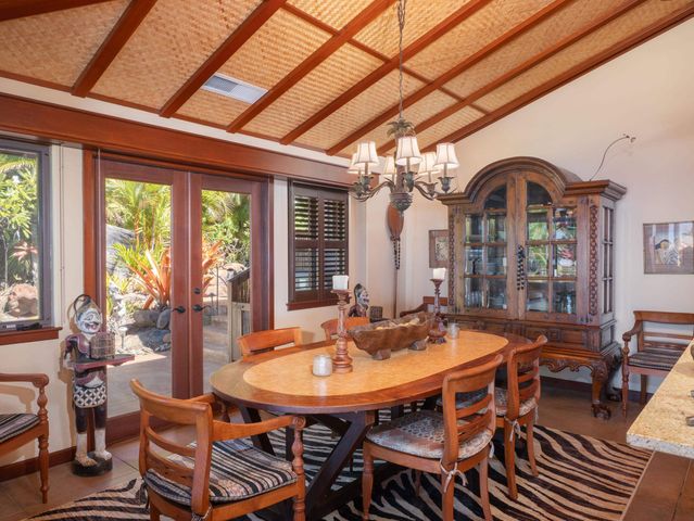26 E Mahi Pua Pl, Lahaina, HI 96761