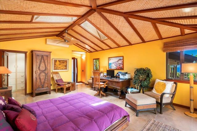 26 E Mahi Pua Pl, Lahaina, HI 96761