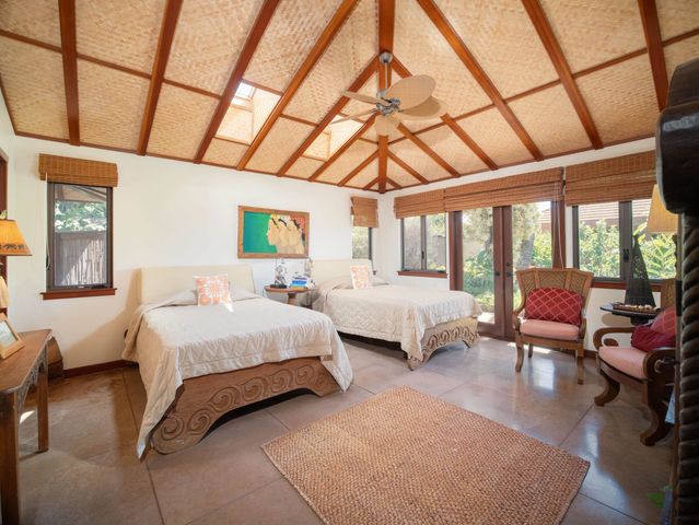 26 E Mahi Pua Pl, Lahaina, HI 96761