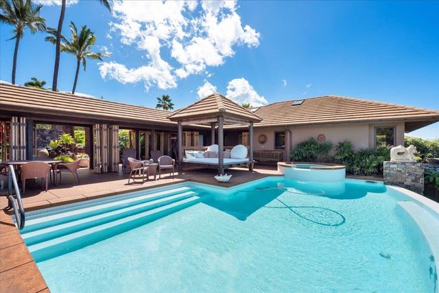 26 E Mahi Pua Pl, Lahaina, HI 96761
