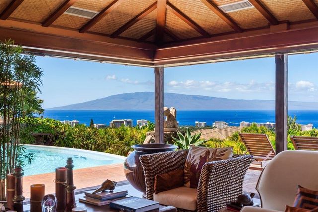 26 E Mahi Pua Pl, Lahaina, HI 96761