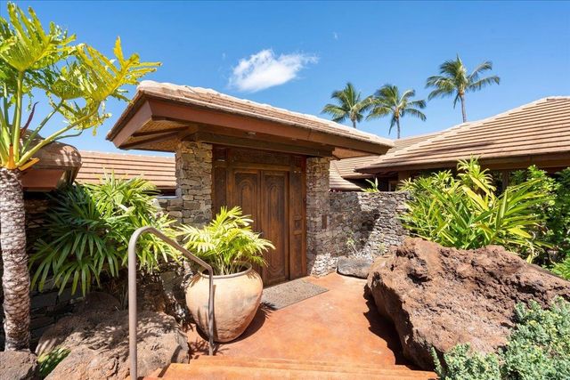 26 E Mahi Pua Pl, Lahaina, HI 96761