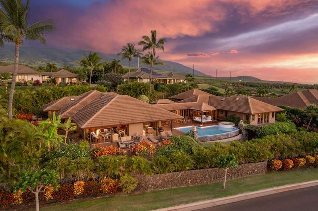 26 E Mahi Pua Pl, Lahaina, HI 96761