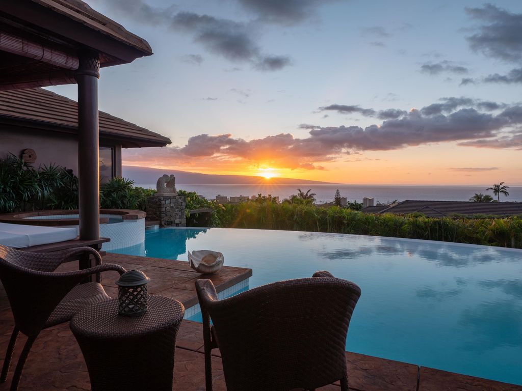 26 E Mahi Pua Pl, Lahaina, HI 96761