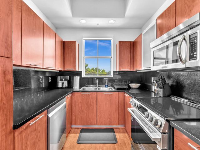 2329 Vintage Drive, Lighthouse Point, FL 33064