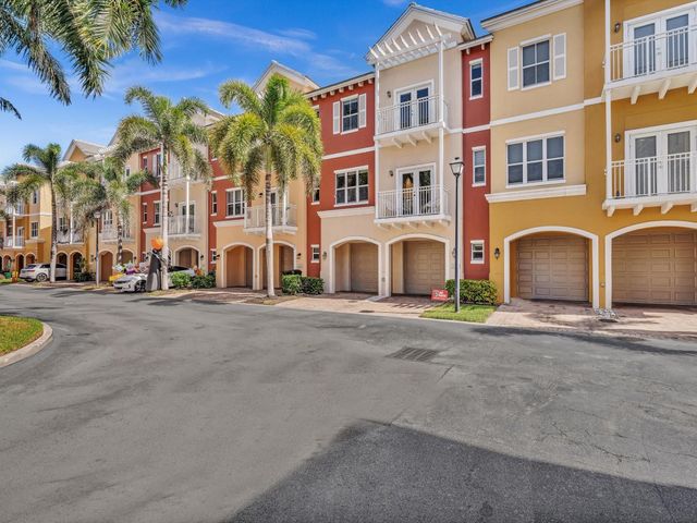 2329 Vintage Drive, Lighthouse Point, FL 33064