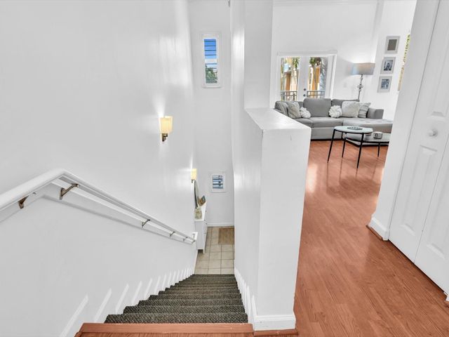 2329 Vintage Drive, Lighthouse Point, FL 33064