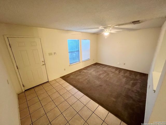 9629 GREEN PLAIN DR, San Antonio, TX 78245