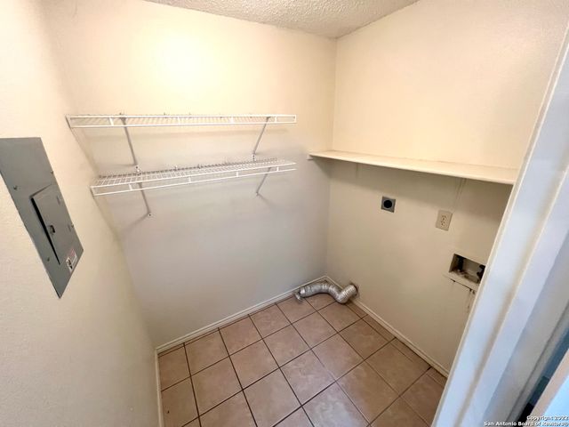 9629 GREEN PLAIN DR, San Antonio, TX 78245