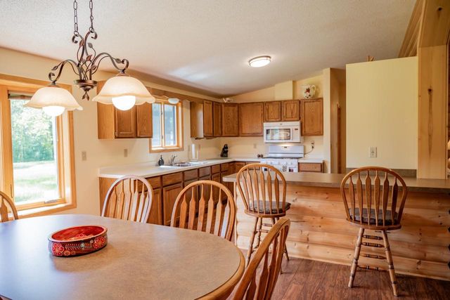 N12124 12th Avenue, Necedah, WI 54646
