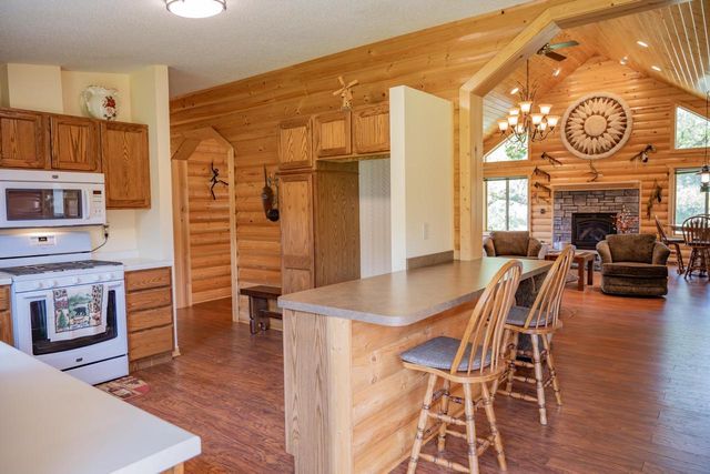N12124 12th Avenue, Necedah, WI 54646