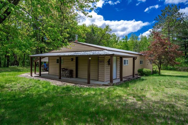 N12124 12th Avenue, Necedah, WI 54646