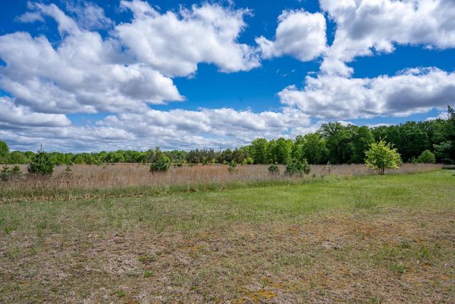 N12124 12th Avenue, Necedah, WI 54646