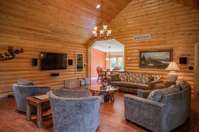 N12124 12th Avenue, Necedah, WI 54646