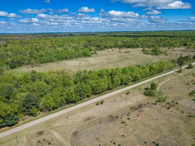 N12124 12th Avenue, Necedah, WI 54646