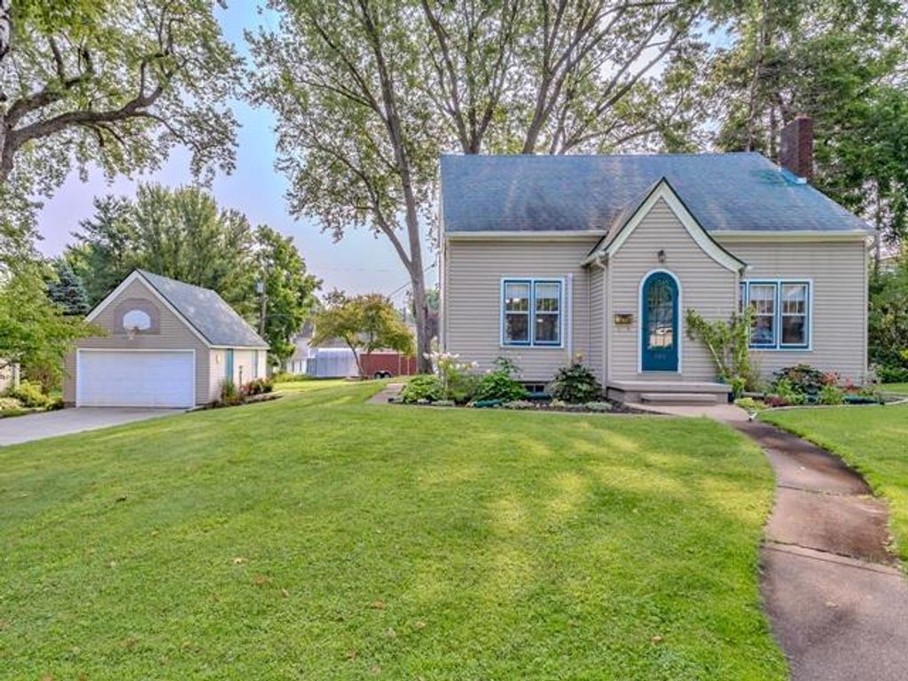 305 CLAY STREET, Neillsville, WI 54456