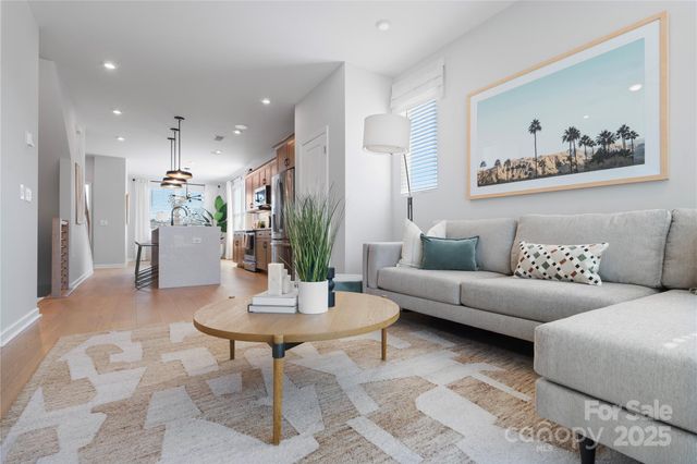 5028 Beirut Drive, Charlotte, NC 28217