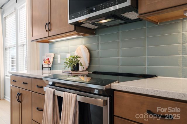 5028 Beirut Drive, Charlotte, NC 28217