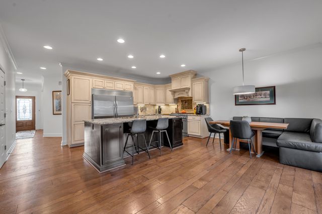 3876 Leighton Lane, Lexington, KY 40515