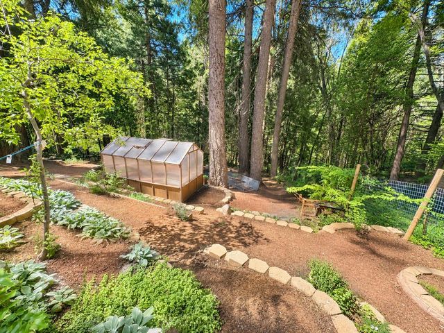 2220 Forebay Rd, Pollock Pines, CA 95726