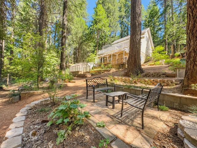 2220 Forebay Rd, Pollock Pines, CA 95726