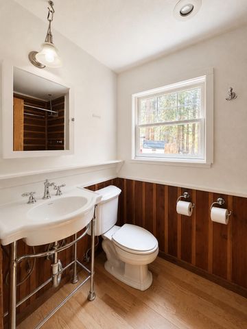 2220 Forebay Rd, Pollock Pines, CA 95726