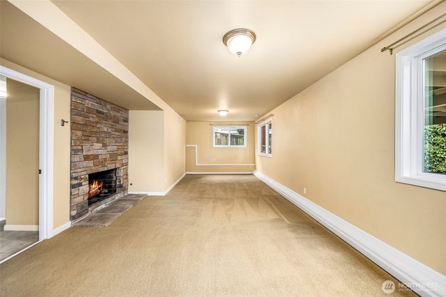231 105th Avenue SE, Bellevue, WA 98004