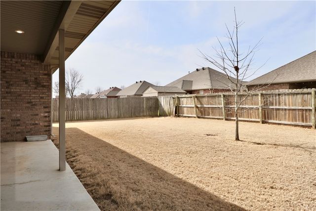 971 Harvest Street, Centerton, AR 72719