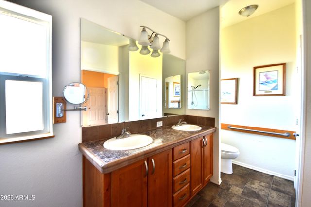 6627 S VETERANS Lane, Hereford, AZ 85615