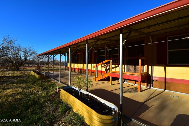 6627 S VETERANS Lane, Hereford, AZ 85615