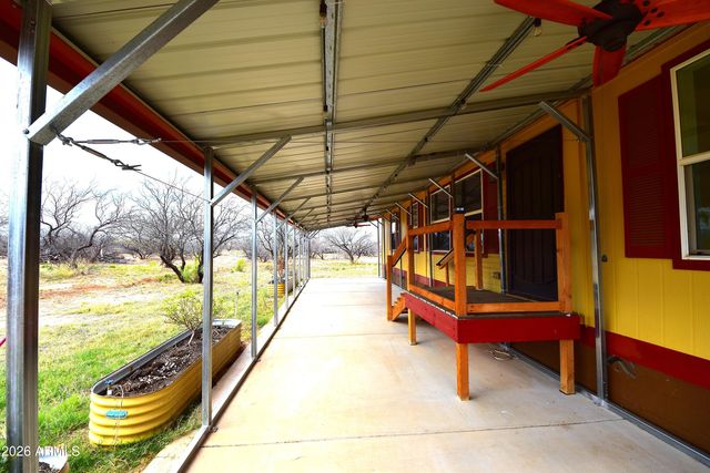 6627 S VETERANS Lane, Hereford, AZ 85615