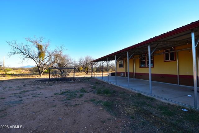 6627 S VETERANS Lane, Hereford, AZ 85615