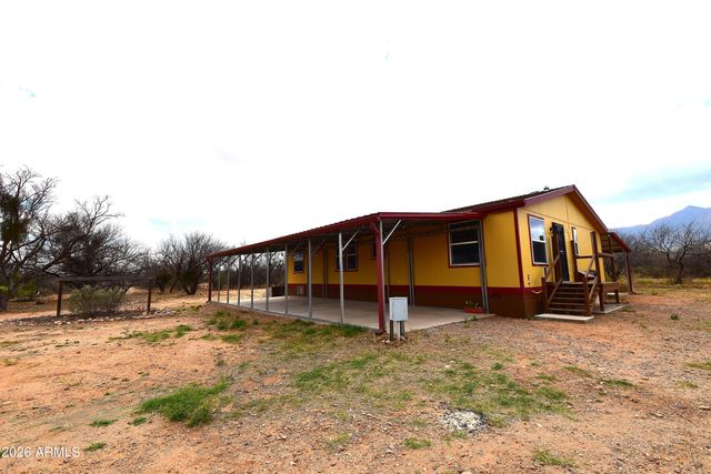 6627 S VETERANS Lane, Hereford, AZ 85615