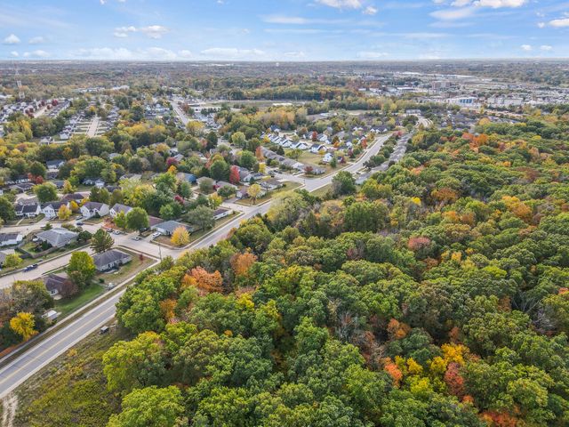 1801 HANOVER BLVD, Columbia, MO 65202