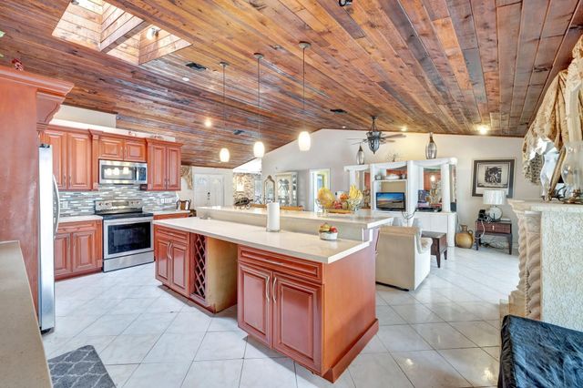 5230 NW 73rd Way, Lauderhill, FL 33319